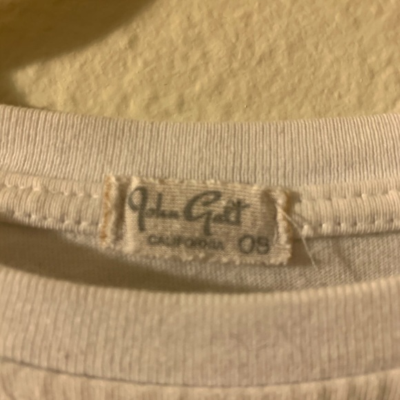 Brandy Melville Short Sleeve Top - Picture 4 of 4